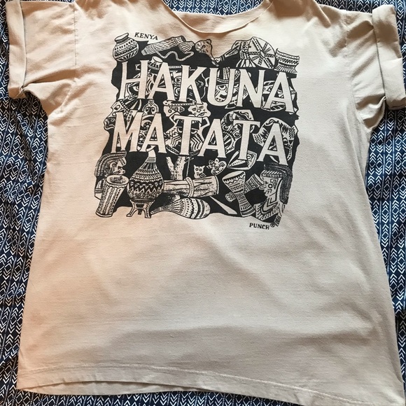 90’s HAKUNA MATATA Raw Neck Hipster T-shirt Tan - Picture 3 of 8